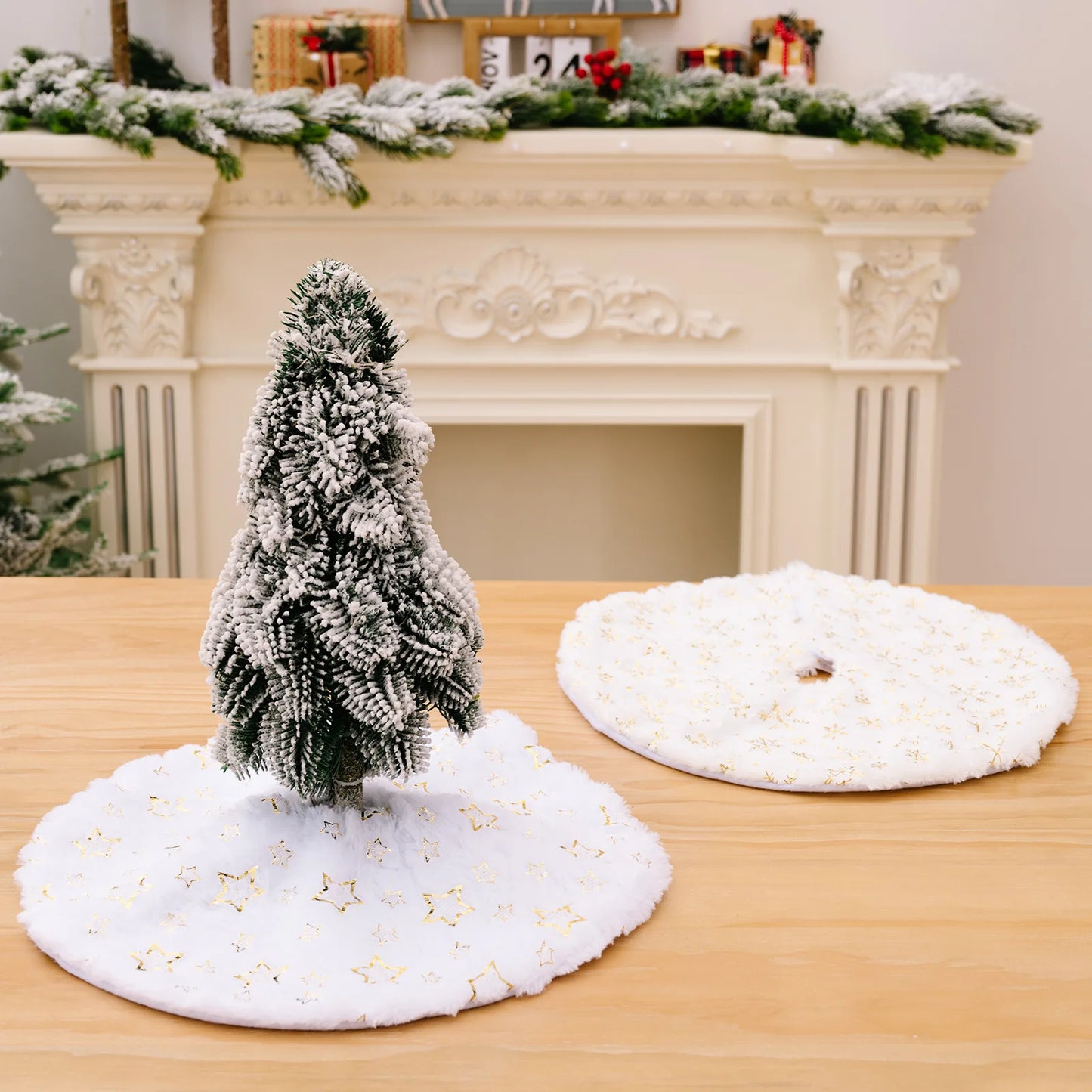 15inch 38cm Plush Christmas Tree Skirt White Faux Fur Xmas Trees Sequin Carpet Mat Skirts For New Year Home Party Decorations