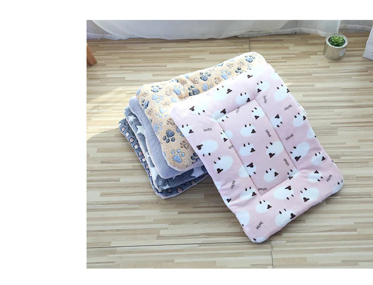 Soft Cat Bed Mats Short Plush Pet Sleeping Bed Mats for Cats Small Dogs Cute Pet Pad Blanket Warm Kitten Cushion Cat Accessories