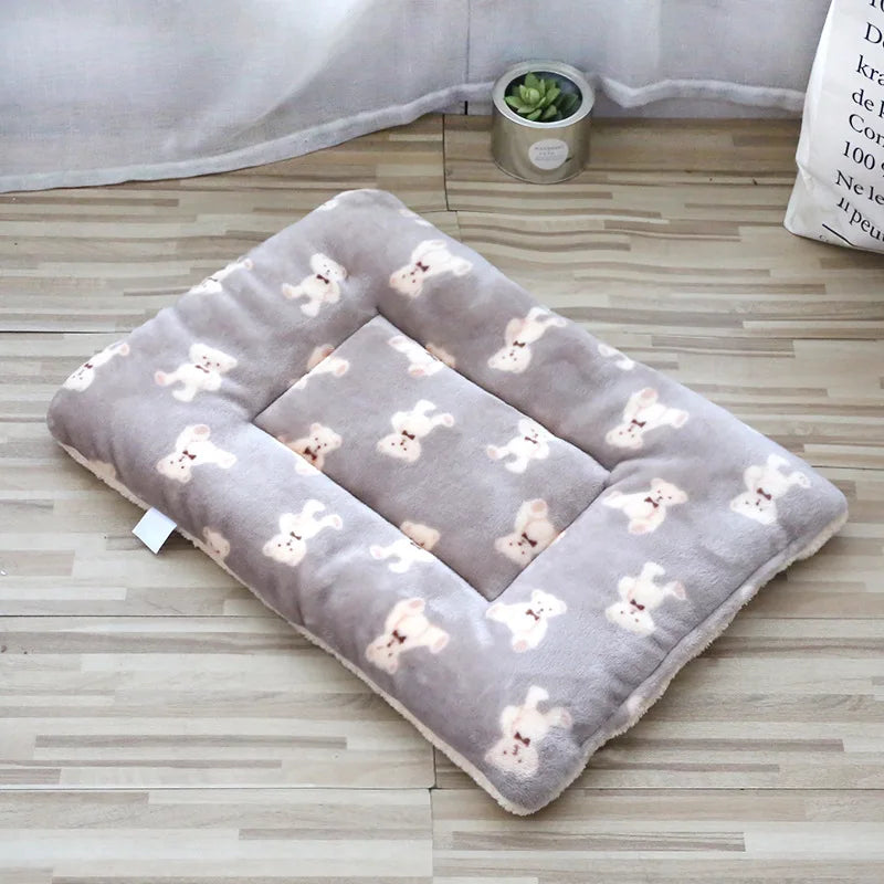 Soft Cat Bed Mats Short Plush Pet Sleeping Bed Mats for Cats Small Dogs Cute Pet Pad Blanket Warm Kitten Cushion Cat Accessories