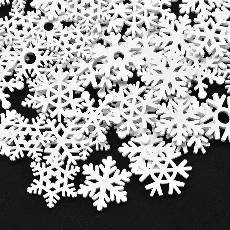 50pcs Mix Shape White Wooden Snowflakes Christmas Ornaments Xmas Tree Wood Pendant New Year Christmas Decorations for Home