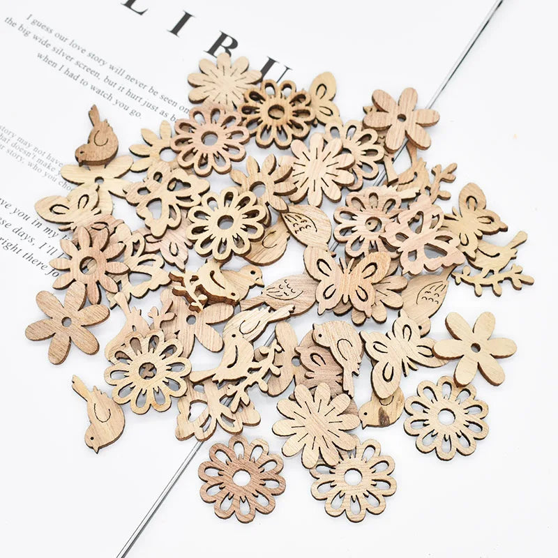 50Pcs Christmas Natural Wooden Chip Santa Claus Snowflake Christmas Tree Hanging Ornaments Pendant Navidad Decoration DIY Craft