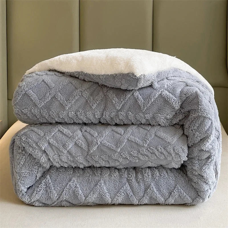 High End Thickened Winter Warm Blankets for Beds Artificial Lamb Cashmere Weighted Blanket Thicker Warmth Duvet Quilt Comforter